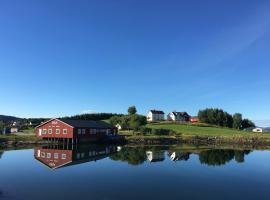 होटल की एक तस्वीर: SAGA, badehotell med sauna og badebrygge - Inderøy