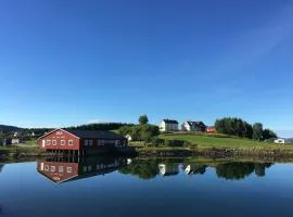 SAGA, unikt badehotell med 5 rom, sauna og badebrygge - Inderøy