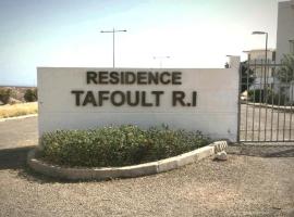 รูปภาพของโรงแรม: Residence Tafoult RI, Complexe LUNJA Village - Agadir Imi Ouaddar