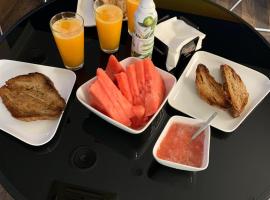 Hotel Carlos III, hotel em Águilas