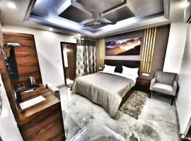 Hotel Aerocity Purple Orchid