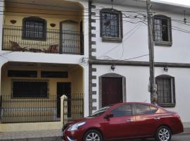 Hotel fotoğraf: Cuartos Casa Blanca