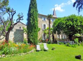 होटल की एक तस्वीर: La Bastide Des Cèdres