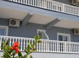 Vila DINI Ksamil