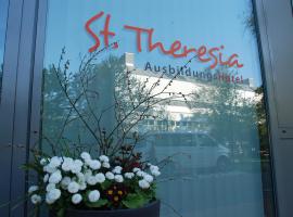 Hotel kuvat: Ausbildungshotel St. Theresia