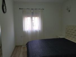 A picture of the hotel: Apartamento ristruturato 10 min dal Centro e Blok