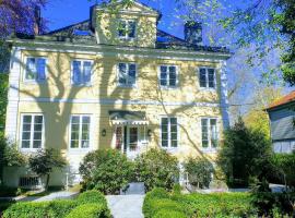 Foto do Hotel: historische Villa Rotherbaum mit drei Doppelzimmern AlsterMesseCCH