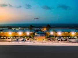 Curacao Airport Hotel, hotel in Willemstad