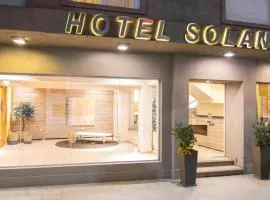 Hotel Solano, hótel í Santiago del Estero