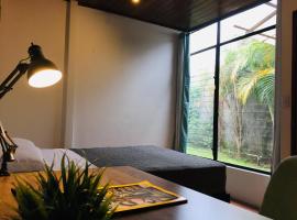 A picture of the hotel: La Sabana Guesthouse