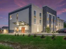 Comfort Inn & Suites Harrisburg - Hershey West