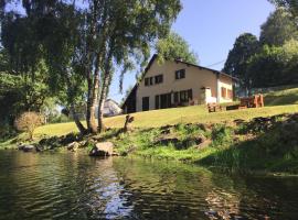 Hotel foto: Maison Lac de Pareloup -LES PIEDS DANS L'EAU-