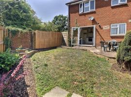 Hotel Photo: Home-from-Home - Self Catering Garden Apartment, Waterlooville