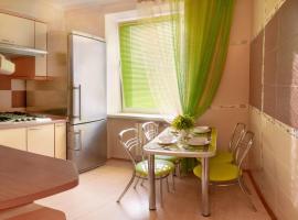 Hotel Photo: Luxury 3 Rooms Apartments in Center by Green House