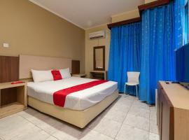 Hotel Photo: RedDoorz near RS RK Charitas Palembang