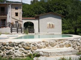 Hotel Photo: Agriturismo Fattoria Togonegro