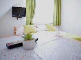 Gambaran Hotel: Pokoje i Apartament u Lucyny