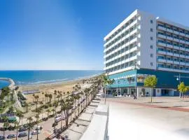 Sun Hall Hotel, hotel em Larnaka