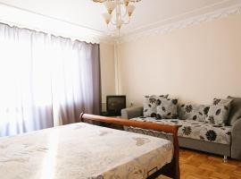 Hotel foto: Диана 1-комн квартира Ленина 83а (ЮуРГУ, центр)