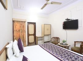 होटल की एक तस्वीर: Hotel Madhu & Banquet