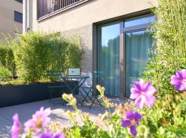 Hotel Photo: VARIAS Lifestyle Apartments