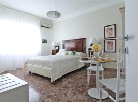 Hotel Photo: SOLIDEA BNB