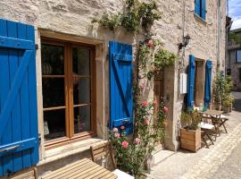 ホテル写真: Gîte Rue des Fleurs Puycelsi