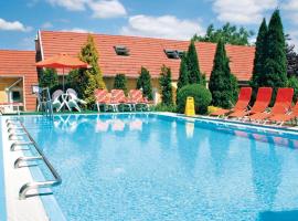 מלון צילום: Holiday home Zöldfa U.-Budakalàsz