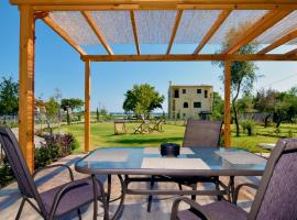 Hotel Photo: Notos Resort - Tristinika Sithonia