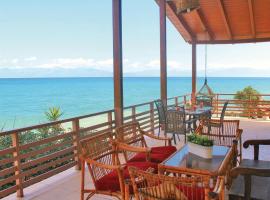 Hotel Foto: Three-Bedroom Apartment in Derveni