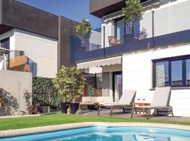 Hotel Photo: Awesome Home In Arroyomolinos With 3 Bedrooms, Wifi And Outdoor Swimming Pool