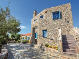 Hotel Foto: Three-Bedroom Holiday Home in Pachia Rachi