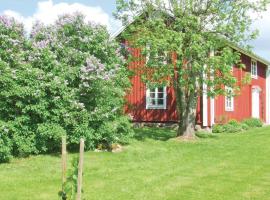 Hotel kuvat: 3 Bedroom Stunning Home In Alvesta