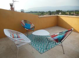 A picture of the hotel: Terrasse sur la Sainte Victoire