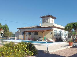 Hotel Photo: Three-Bedroom Holiday Home in Catral