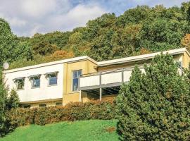 Gorgeous Home In Huskvarna With Wifi, hotel v destinaci Huskvarna