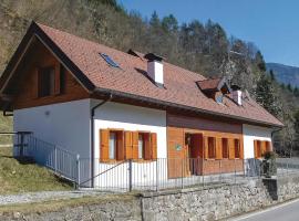 Hotel Foto: 3 Bedroom Beautiful Home In Ovaro Ud