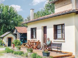 A picture of the hotel: Holiday Home Charroux with Fireplace 07