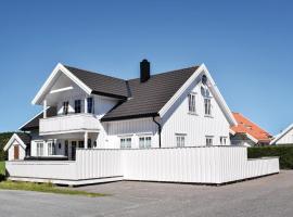 A picture of the hotel: Four-Bedroom Holiday Home in Sogne