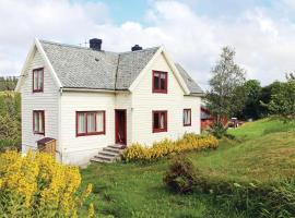 Hotel Foto: Four-Bedroom Holiday Home in Sletta
