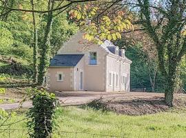 Hotel Foto: 2 Bedroom Cozy Home In Cravant Les Cteaux