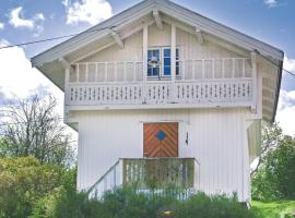 Hotel fotoğraf: Two-Bedroom Holiday home Råde 05