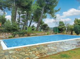 Hotel foto: Three-Bedroom Apartment in Varnava Attikis