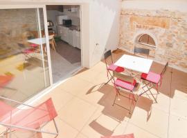 Hotel Photo: Two-Bedroom Holiday Home in Caveirac