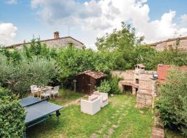 Hotel Foto: Two-Bedroom Holiday Home in Colle Val d'Elsa (SI)