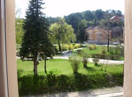 Fotos de Hotel: Apartments Bokan