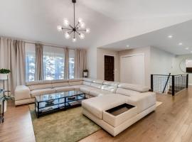 Hotel Photo: Dazzling Modern Denver Home