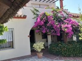 מלון צילום: Casa Chalet Las Camelias