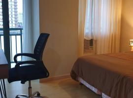 Hotel foto: MANDALUYONG 2 Br w 2 Queen, 50HDtv across Shangrila Mall