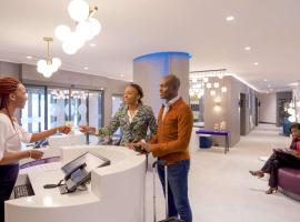 A picture of the hotel: Novotel Cotonou Orisha